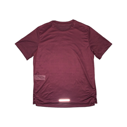 NIKE MILER 1.0 T-SHIRT - MAROON