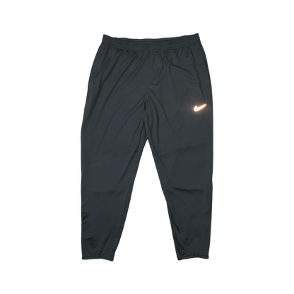 NIKE DRIFIT CHALLENGER PANTS - BLACK