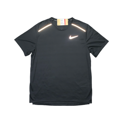 NIKE MILER 1.0 T-SHIRT & CHALLENGER PANTS - BLACK