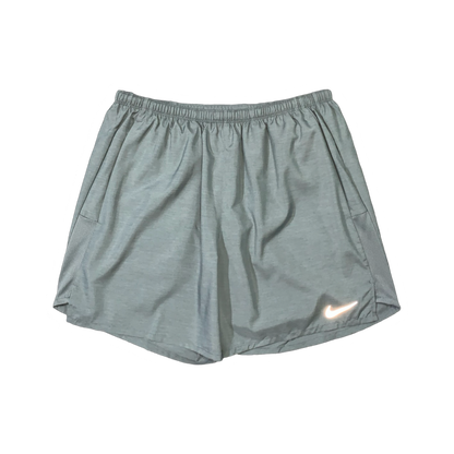 NIKE CHALLENGER SHORTS (7 INCH BRIEF LINING) - GREY